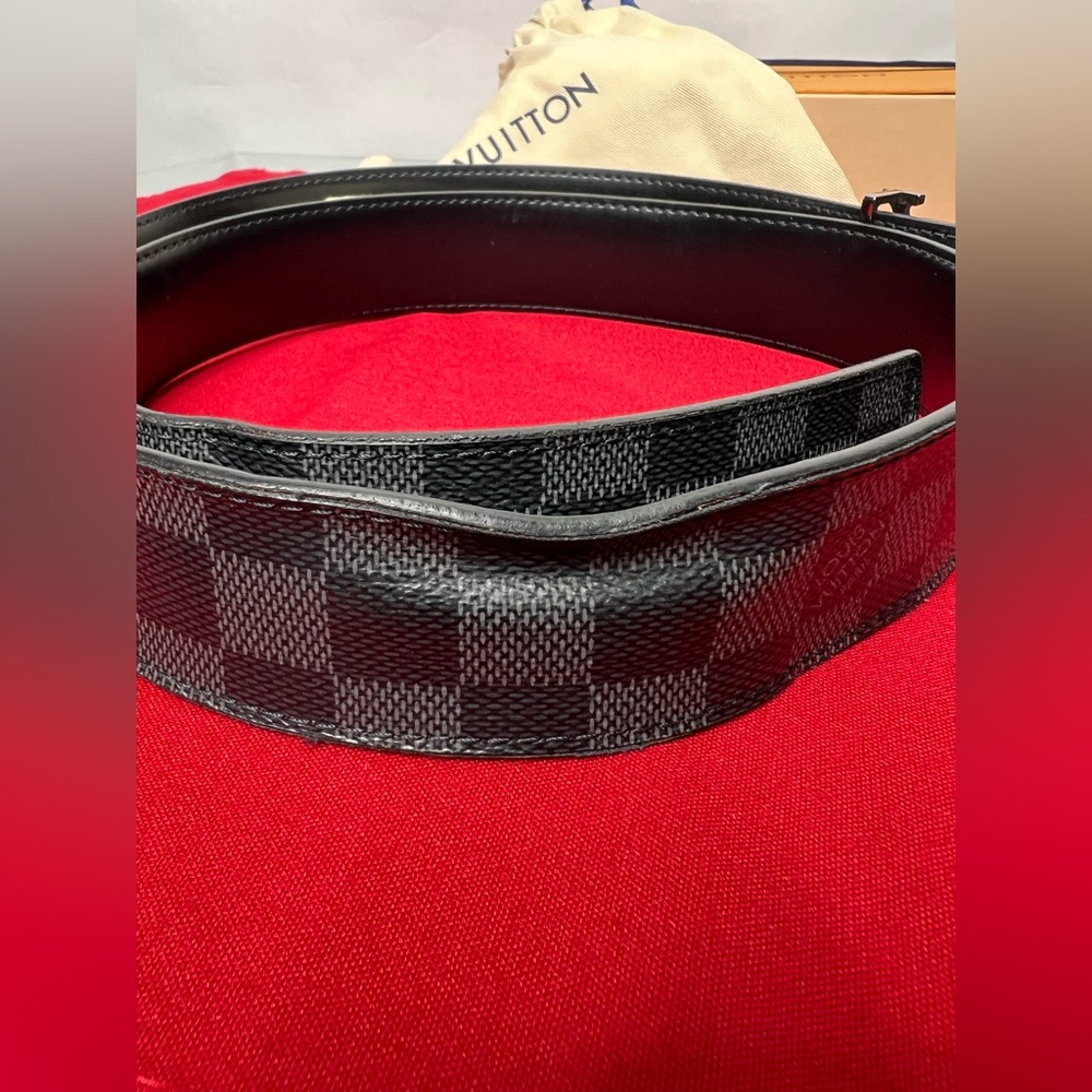 Louis Vuitton Black Leather Damier Gray Belt Initiales LV - Picture 6 of 7